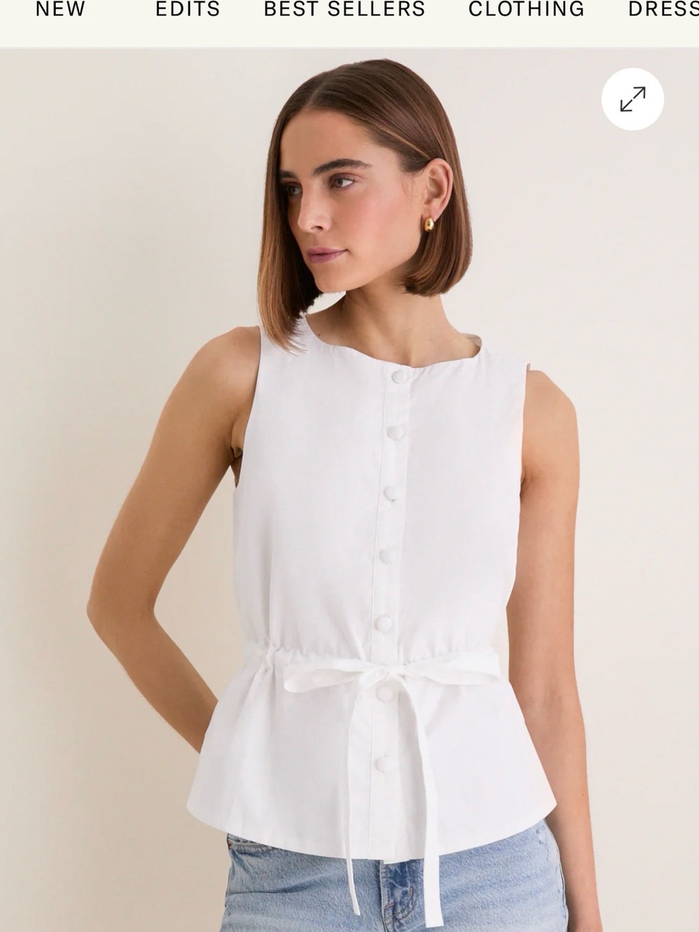 Tuckernuck White Sleeveless Button-Front Tie-Waist Top - worn 2x